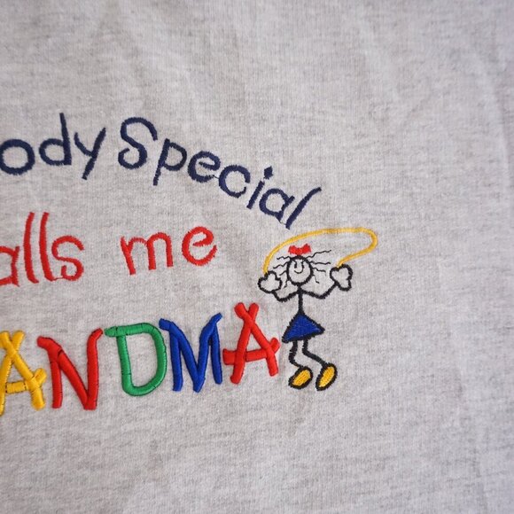 Vintage '90s Jerzees Grandmacore Embroidered Kids Gray Cotton Crewneck Sweater L - Picture 10 of 10